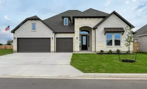 127 Megans Pt, Castroville, TX 78009