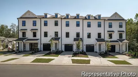 11709 Avocet St #15, Charlotte, NC 28215