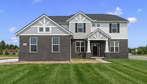 26591 Triple Crown Dr, South Lyon, MI 48178