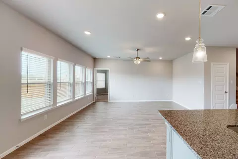 Living - 7304 Poplar Dr, Argyle, TX 76226 photo 1 of 2