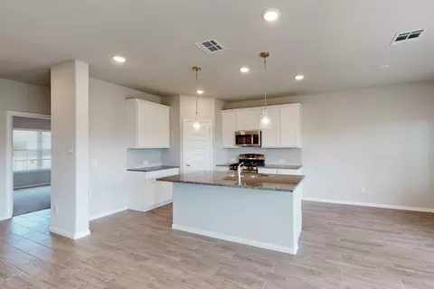 Kitchen - 7304 Poplar Dr, Argyle, TX 76226 photo 1 of 6