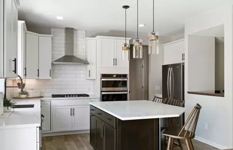 Kitchen - 19515 105th Ave, Corcoran, MN 55374 photo 3 of 4