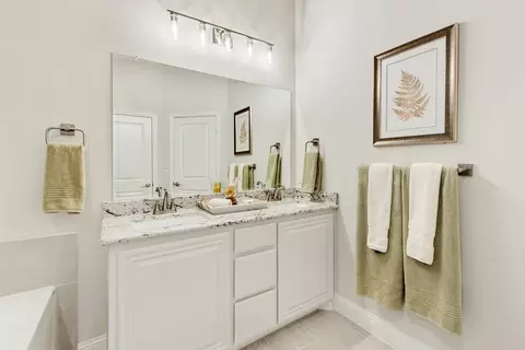 Bath - 301 River Meadows Ln, Argyle, TX 76226 photo 2 of 6