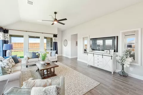 Living - 301 River Meadows Ln, Argyle, TX 76226 photo 4 of 5