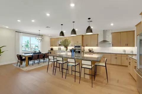 Kitchen - 4500 Firefly Ln, Saint Cloud, FL 34772 photo 5 of 8
