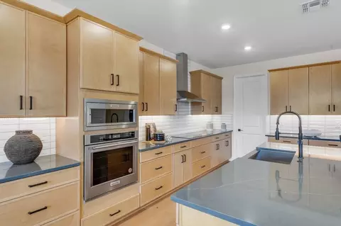 Kitchen - 4500 Firefly Ln, Saint Cloud, FL 34772 photo 1 of 8