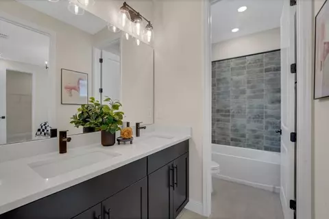 Bath - 4500 Firefly Ln, Saint Cloud, FL 34772 photo 2 of 5