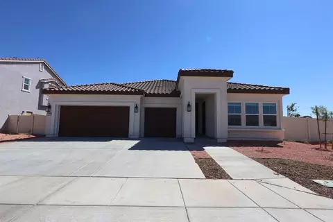 Exterior - 2046 E Norberry Dr, Lancaster, CA 93535 photo 2 of 6