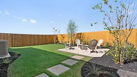 Exterior - 1122 Celosia Loop, Kyle, TX 78640 photo 5 of 7