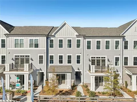 532 Alice Way D8, Cumming, GA 30040