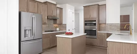 Kitchen - 7803 Topaz Ridge Dr, Angleton, TX 77515 photo 3 of 3