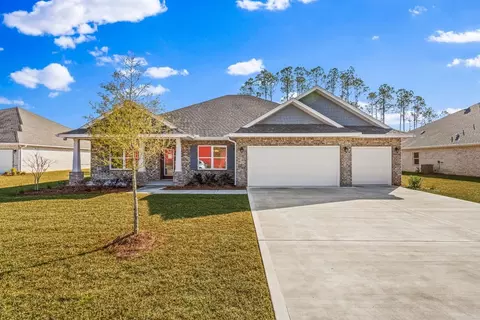 961 Coastal Breeze Dr, Freeport, FL 32439