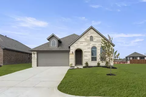 117 Meadow Rd, Balch Springs, TX 75181