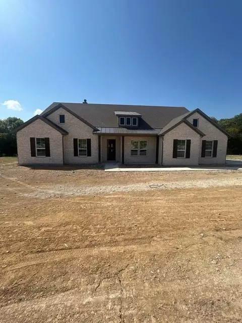 1007 Perrin Ln, Van Alstyne, TX 75495