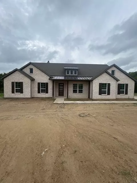 1007 Perrin Ln, Van Alstyne, TX 75495