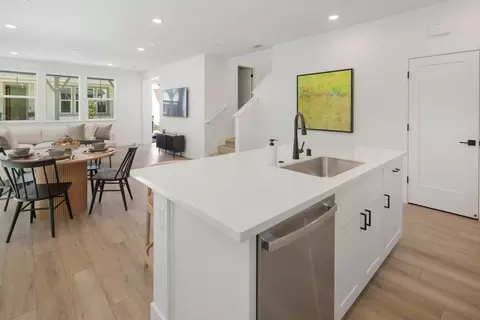 Kitchen - 149 Amanda Way, Windsor, CA 95492 photo 1 of 12