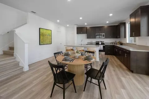 Dining - 149 Amanda Way, Windsor, CA 95492 photo 1 of 2