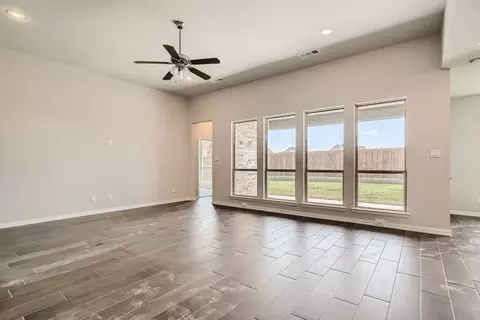 Living - 2101 Baxter Rd, Celina, TX 75009 photo 2 of 5