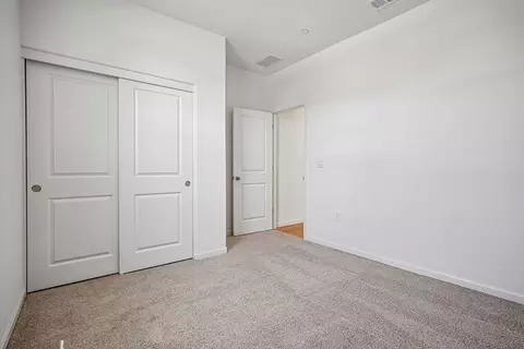 Bedroom - 2621 Redtail Hawk Rd, Modesto, CA 95357 photo 6 of 7
