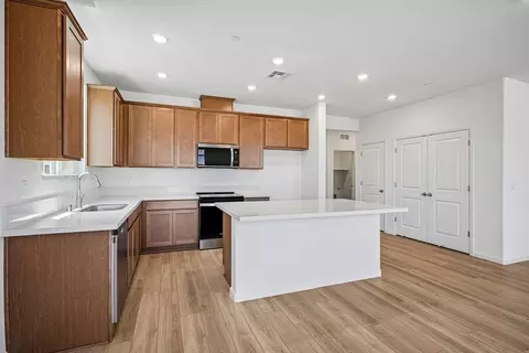 Kitchen - 2621 Redtail Hawk Rd, Modesto, CA 95357 photo 1 of 2
