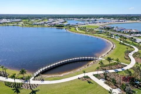 View/Area - 4056 Skysail Dr, Naples, FL 34120 photo 2 of 8