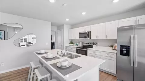 Kitchen - 2211 Bugge Dr, Adel, IA 50003 photo 3 of 7