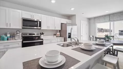 Kitchen - 2211 Bugge Dr, Adel, IA 50003 photo 5 of 7