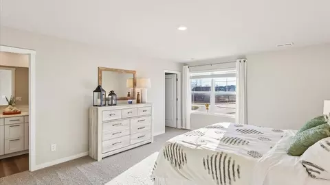 Bedroom - 2211 Bugge Dr, Adel, IA 50003 photo 11 of 13