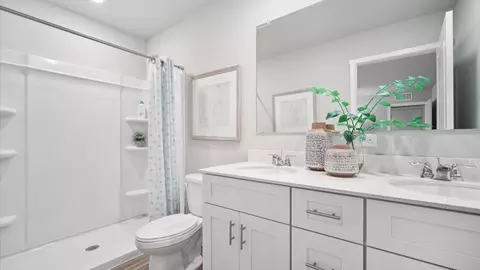 Bath - 2211 Bugge Dr, Adel, IA 50003 photo 1 of 4