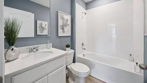 Bath - 2348 Baywood Flower Way, Ocoee, FL 34761 photo 2 of 2
