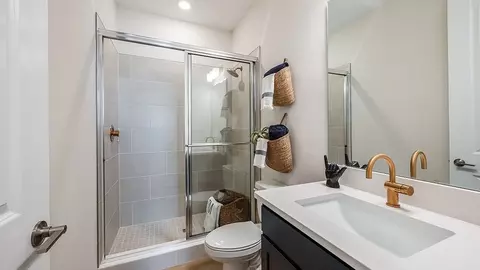 Bath - 5091 Lost Key Pl, Saint Cloud, FL 34771 photo 8 of 12