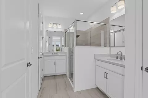 Bath - 5091 Lost Key Pl, Saint Cloud, FL 34771 photo 3 of 15