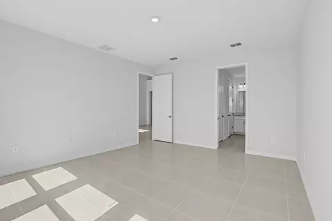 Bedroom - 5091 Lost Key Pl, Saint Cloud, FL 34771 photo 2 of 21