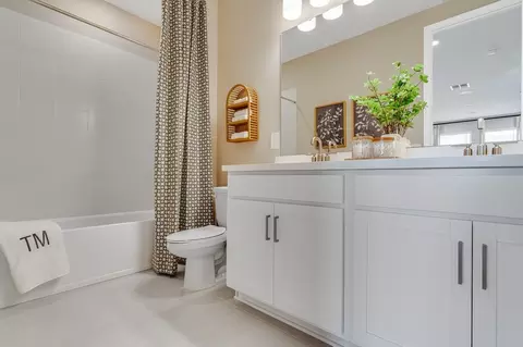 Bath - 5091 Lost Key Pl, Saint Cloud, FL 34771 photo 2 of 12