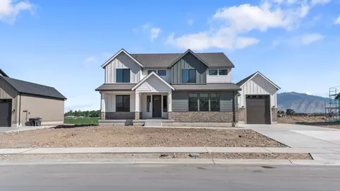 718 N 1600 E, Salem, UT 84653