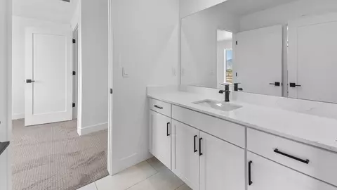 Bath - 718 N 1600 E, Salem, UT 84653 photo 3 of 10
