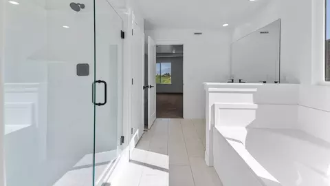 Bath - 718 N 1600 E, Salem, UT 84653 photo 6 of 10