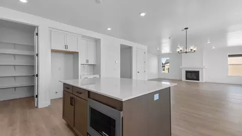 Kitchen - 718 N 1600 E, Salem, UT 84653 photo 3 of 8