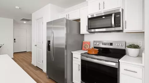 Kitchen - 4727 Alexandra Ct, Merced, CA 95348 photo 8 of 13