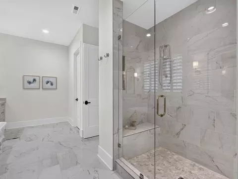 Bath - 4007 Persimmon Rd, Lancaster, SC 29720 photo 3 of 6
