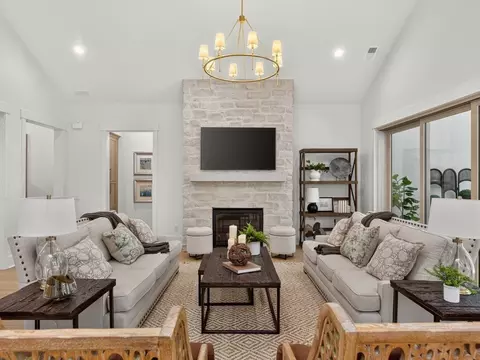 Living - 4007 Persimmon Rd, Lancaster, SC 29720 photo 3 of 3