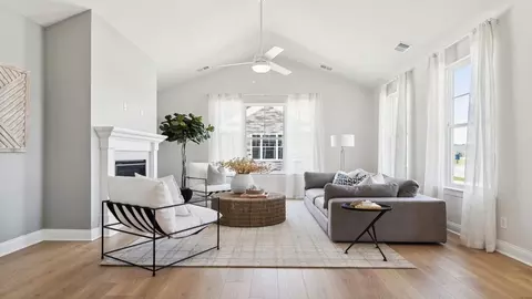 Living - 2202 Edwin Dr, Chesapeake, VA 23322 photo 1 of 1