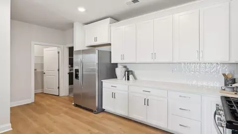 Kitchen - 2202 Edwin Dr, Chesapeake, VA 23322 photo 2 of 3