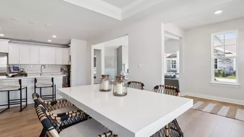 Dining - 2202 Edwin Dr, Chesapeake, VA 23322 photo 3 of 3