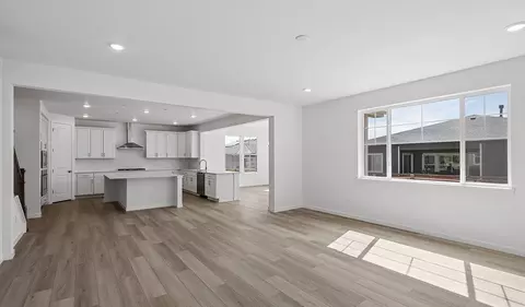 Living - 3661 N Haleyville St, Aurora, CO 80019 photo 1 of 1