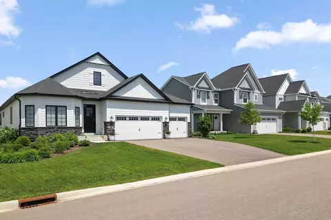 Exterior - 1281 Edge Way, Jordan, MN 55352 photo 9 of 10