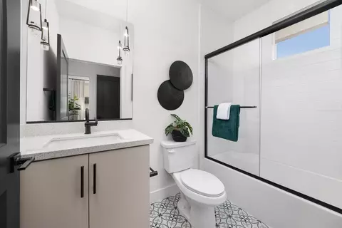 7244 Ellington Dr, Huntington Beach, CA 92647