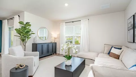 Living - 3557 NW 37th Ave, Okeechobee, FL 34972 photo 1 of 2