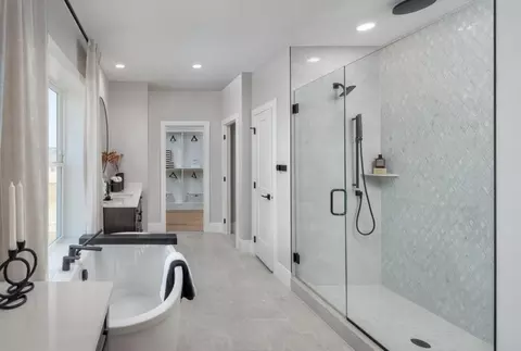 Bath - 234 Maple Leaf Ct, Ann Arbor, MI 48105 photo 2 of 3