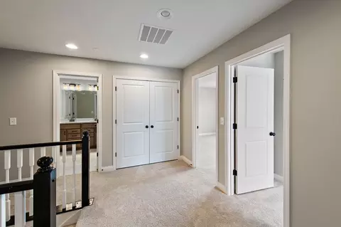 Entry Way - 30 Morris St, Springboro, OH 45066 photo 3 of 5